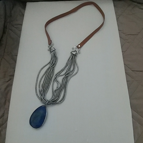 Jewelry - GORGEOUS MULTI SNAKE CHAIN w/ TEARDROP